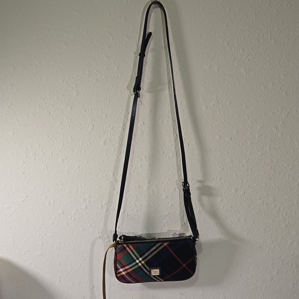Dooney & Bourke  Purse